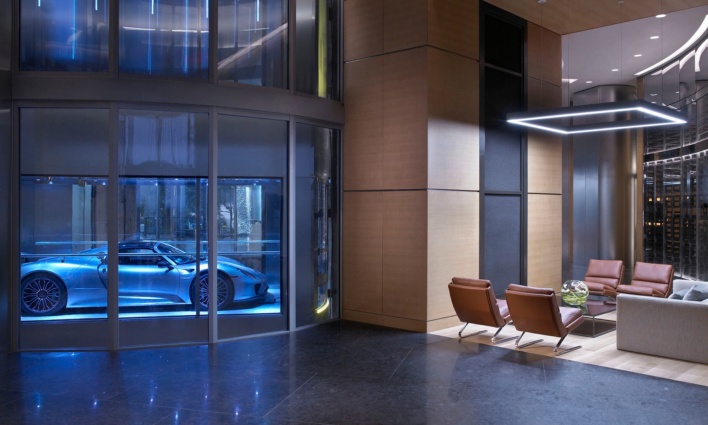 Porsche Design Tower hero